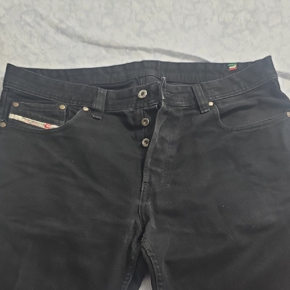 Diesel Men's Relaxed Black Jeans